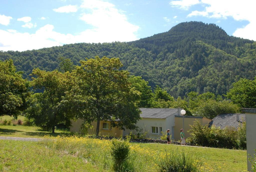 Vvf Les Cevennes Hotel Bédouès Buitenkant foto